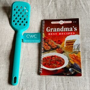 GRANDMA'S BEST RECIPES+ SILICONE SLOTTED TURNER